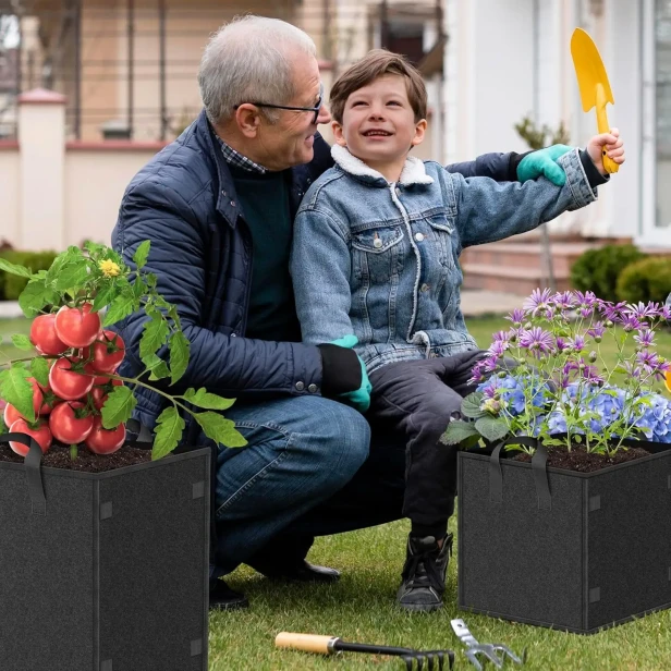 torba-do-sadzenia-roslin-worek-kwadratowy (6).webp